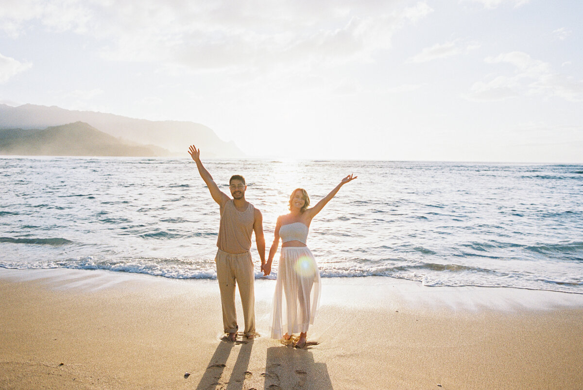 Kauai Wedding photographer Mami Wyckoff Photography engagement family maternity portrait 071