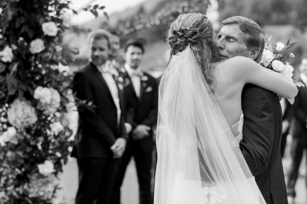 Maïlys Fortune Photography Husband Wife Wedding Weddings Photography France Switzerland Italy Timeless Dreamy Imagery Bilingual French English Destination Weddings Destination Wedding Provence French Riviera Paris Lake Como Tuscany69