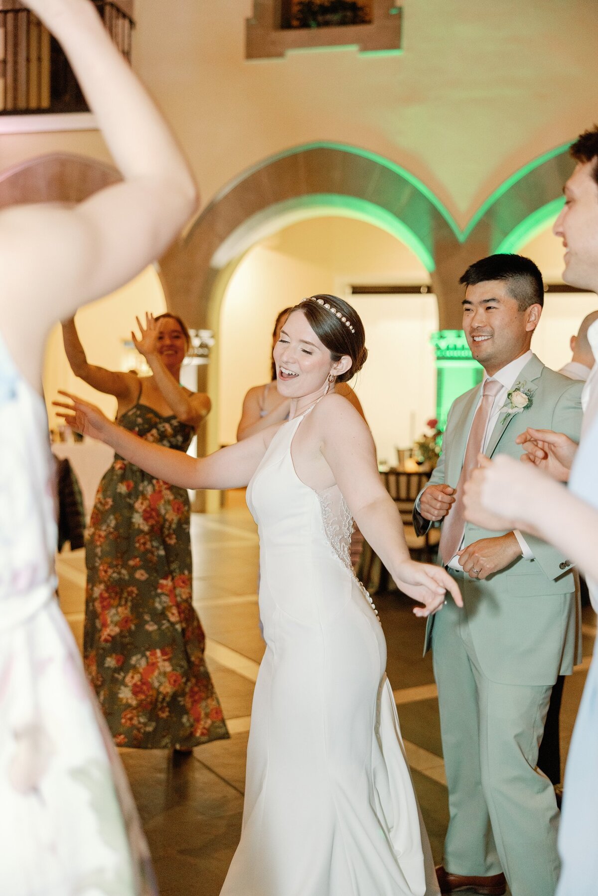 Virginia-Wedding-Planner-Katie-and-Shudee-Chrysler-Museum-of-Art-33