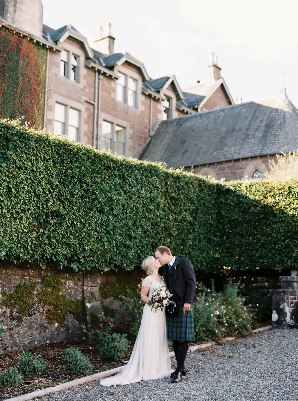 Cromlix Hotel Wedding - Scotland Wedding Photographers_1042