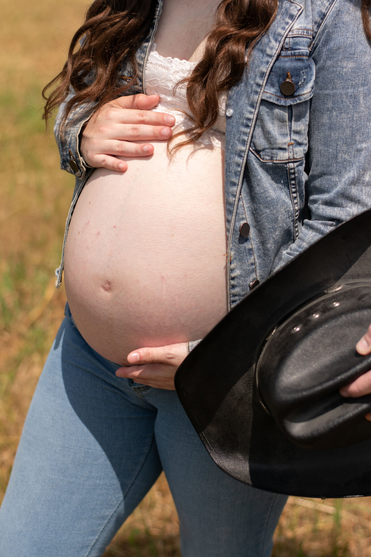 Gabby's Maternity Photos_June 2024_020