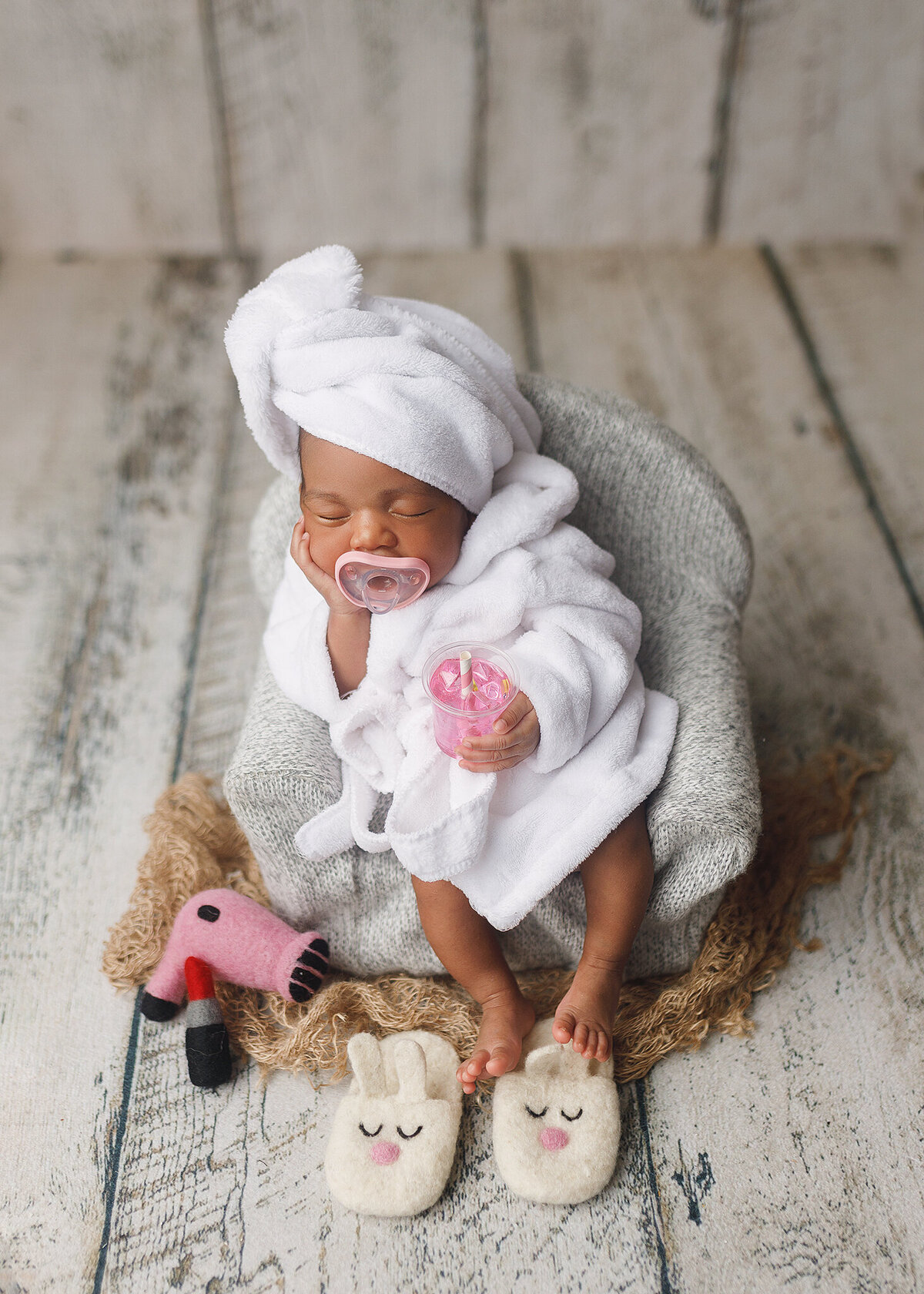 McDonough newborn photographer, Atlanta Newborn Photographer, Fayetteville newborn Photographer, Peachtree city newborn photographer, Hampton ga newborn photographer, marietta ga newborn photographer