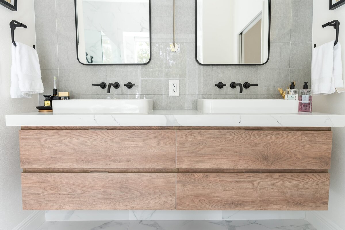 dewine design orlando interior designer modern lakehouse bathroom floating vanity with double sinks
