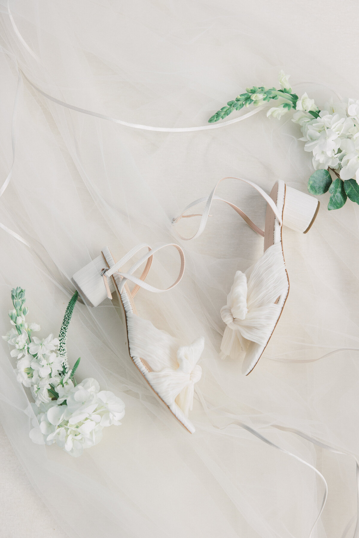 Molly Sue Photography New Jersey + East Coast Wedding Photographer Romantic Imagery Engagement Lifestyle Heirloom Wedding Albums19