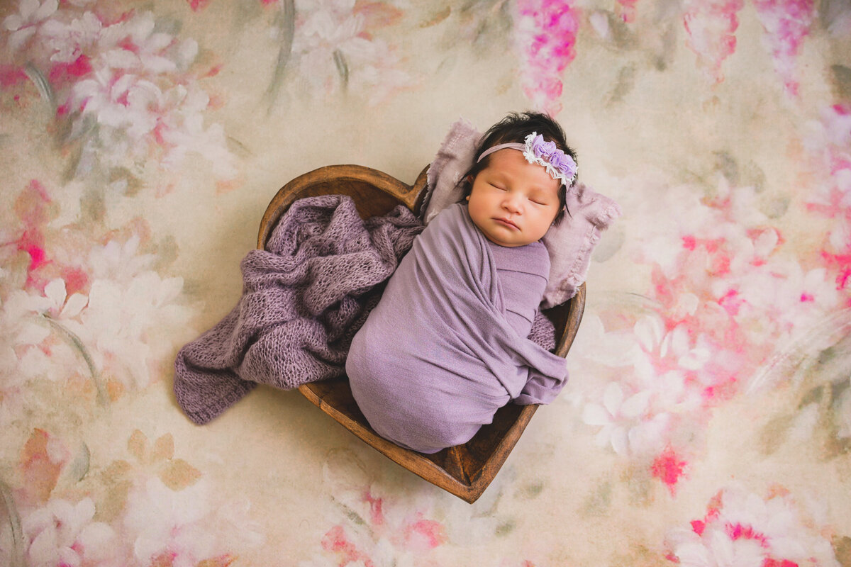AnnaMunandarPhotography-20250718-SzuChiHuang-Newborn-Ariel-3997srgb-ev3000