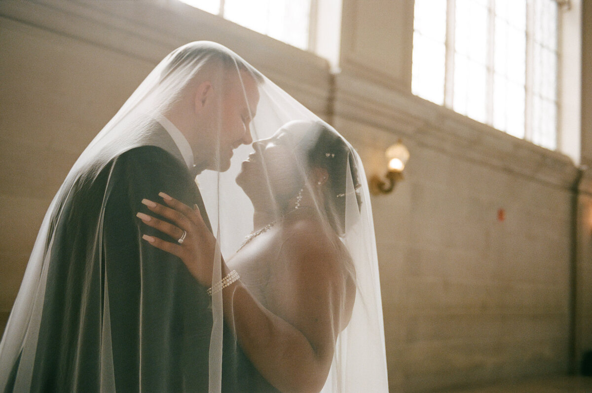 skyler-maire-photography-san-francisco-city-hall-wedding-84