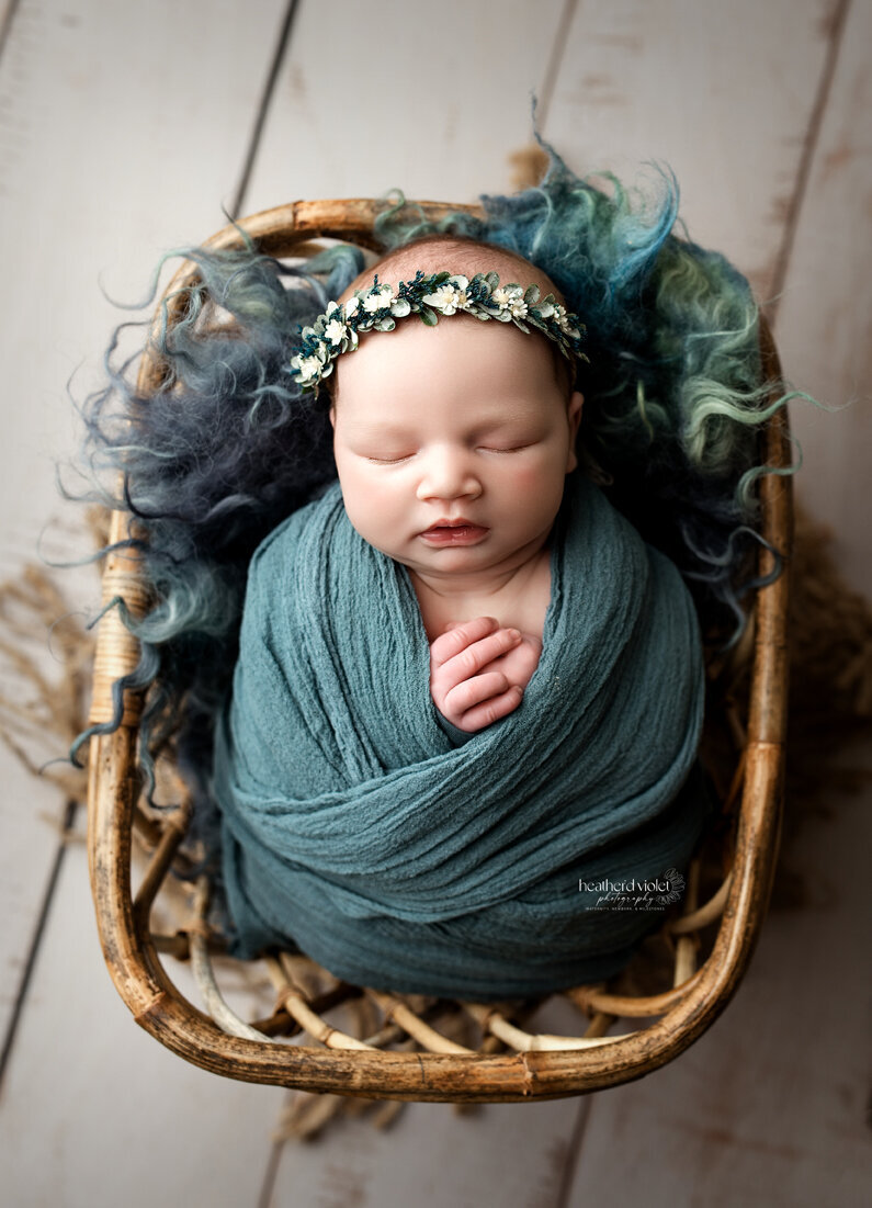 Indianapolis newborn photographer, newborn photography in Lafayette IN, newborn photographer near me, newborn portrait studio