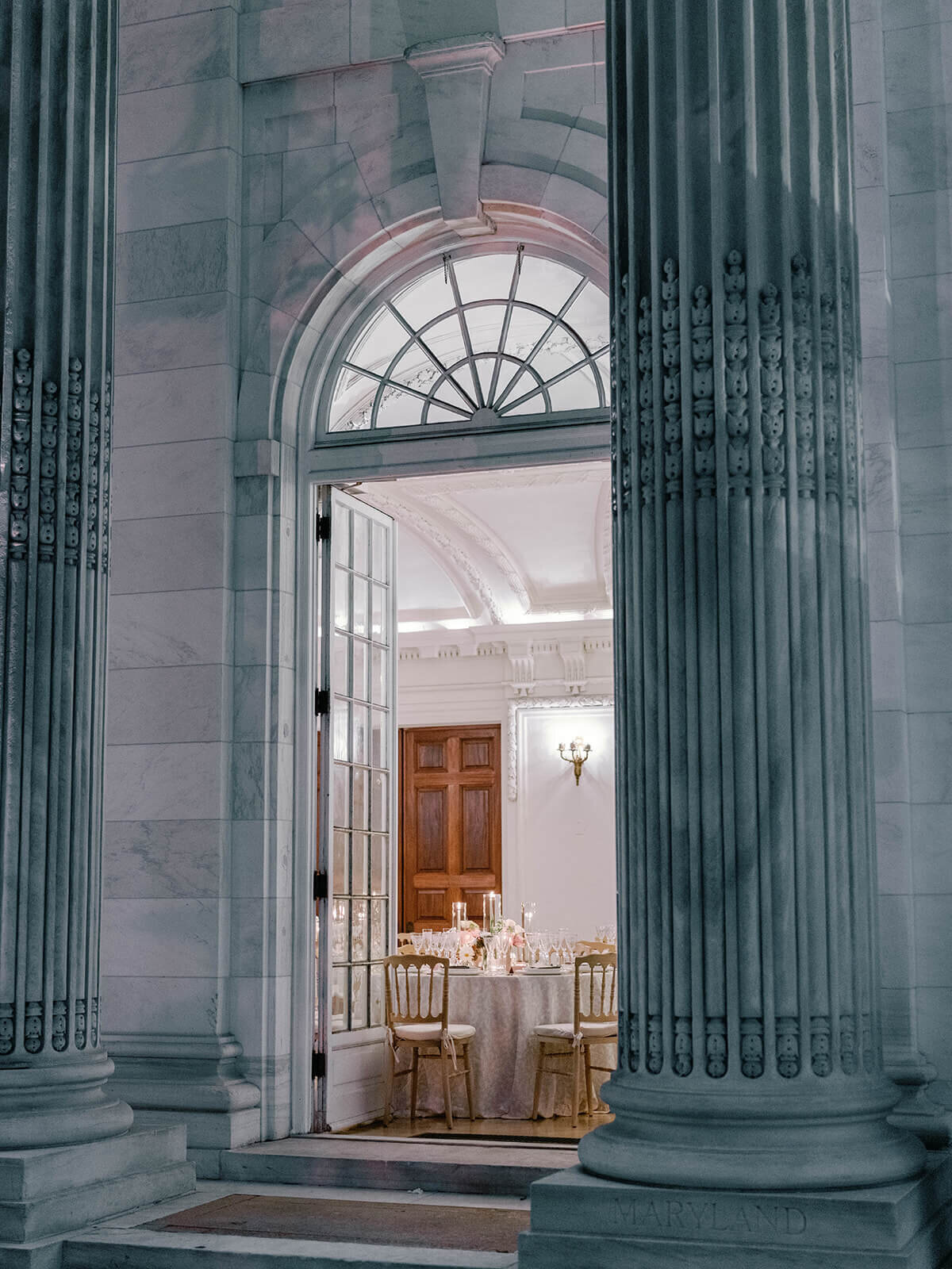 lili-chris-dar-constitution-hall-springvale-floral