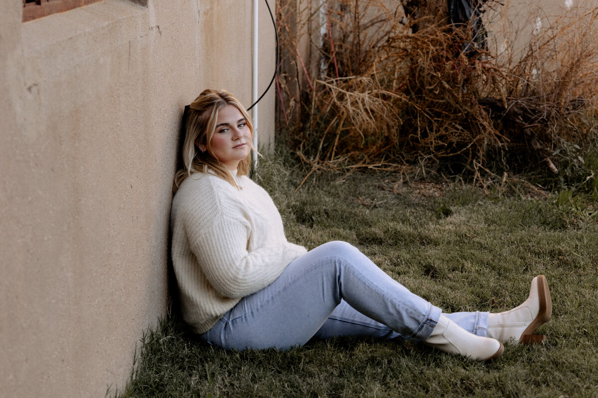 mary-wiebe-senior-session (1)