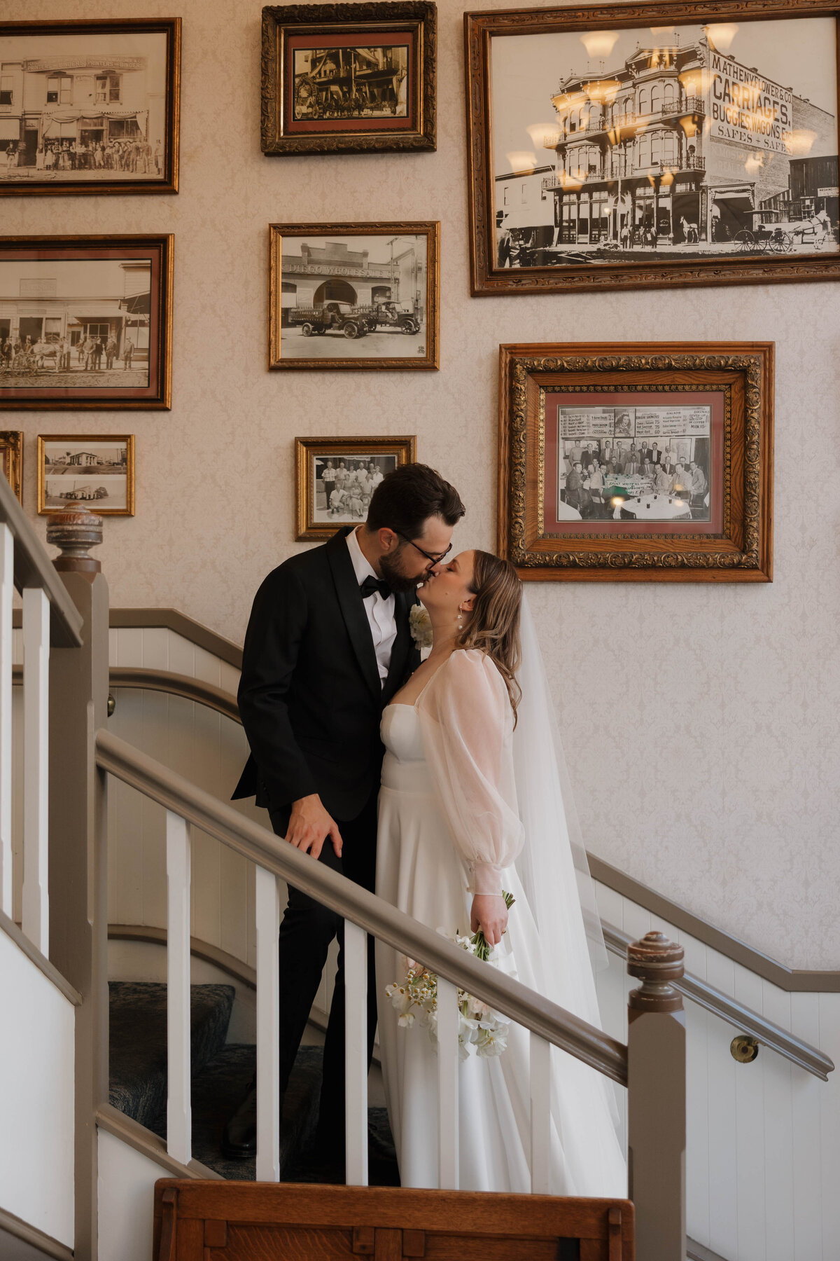 horton-plaza-hotel-san-diego-wedding-raven-berlin-photo-759