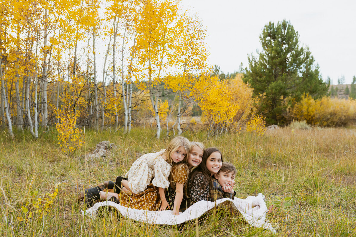 Lake Tahoe-Family-Photographer-32