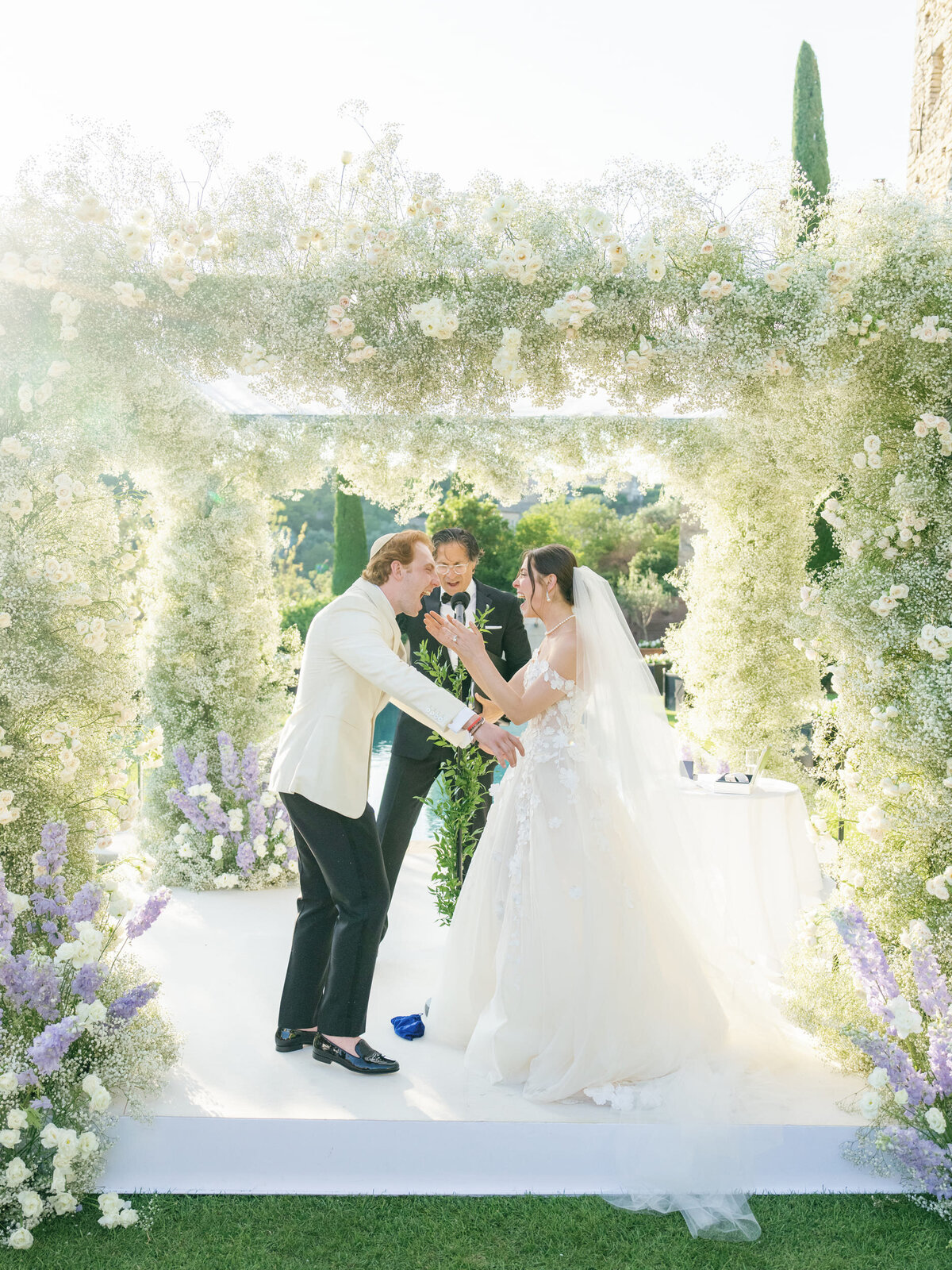 Smashing_The_Glass_Wedding_Provence