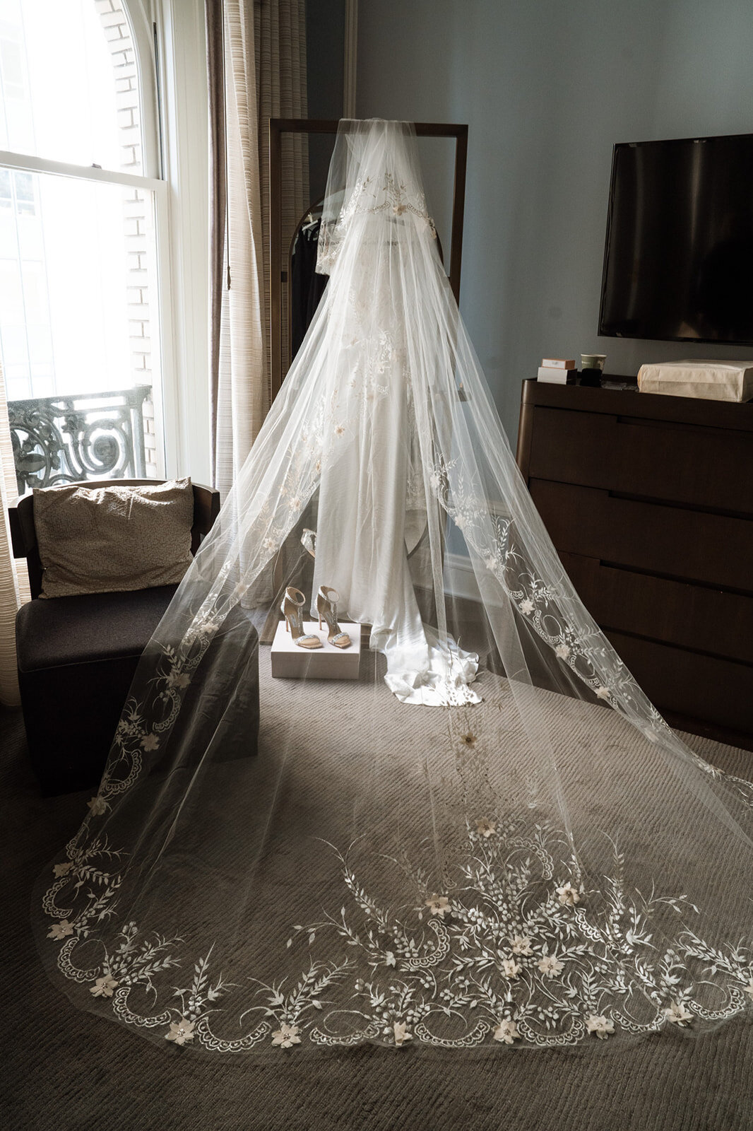 2024-10-26-Dreya-Luke-San-Francisco-City-Hall-Wedding-Rainbow-Road-Studios-Bay-Area-Photographer-008