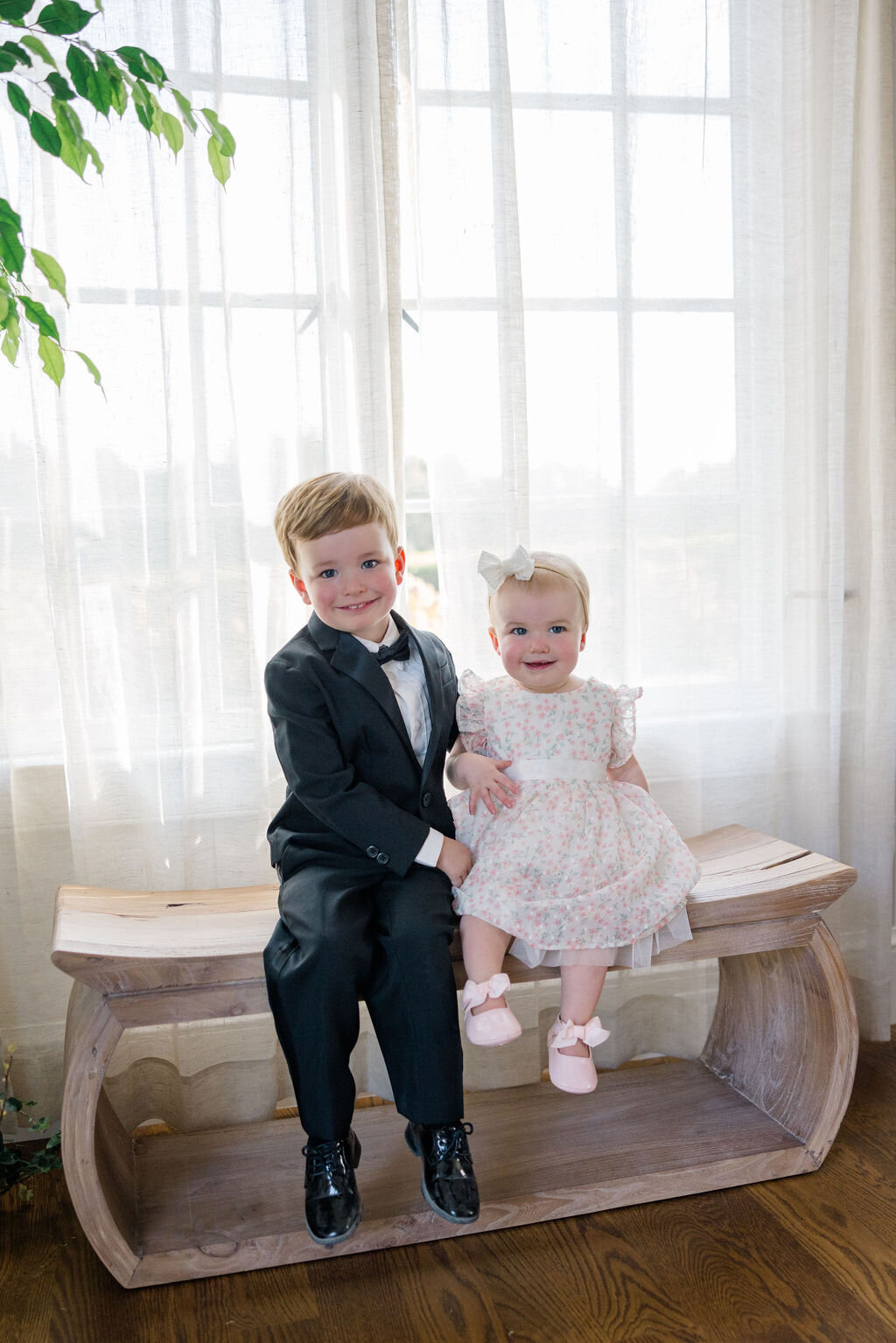 flower-girl-and-ring-bearer-smith-farm-gardens-jen-strunk-events