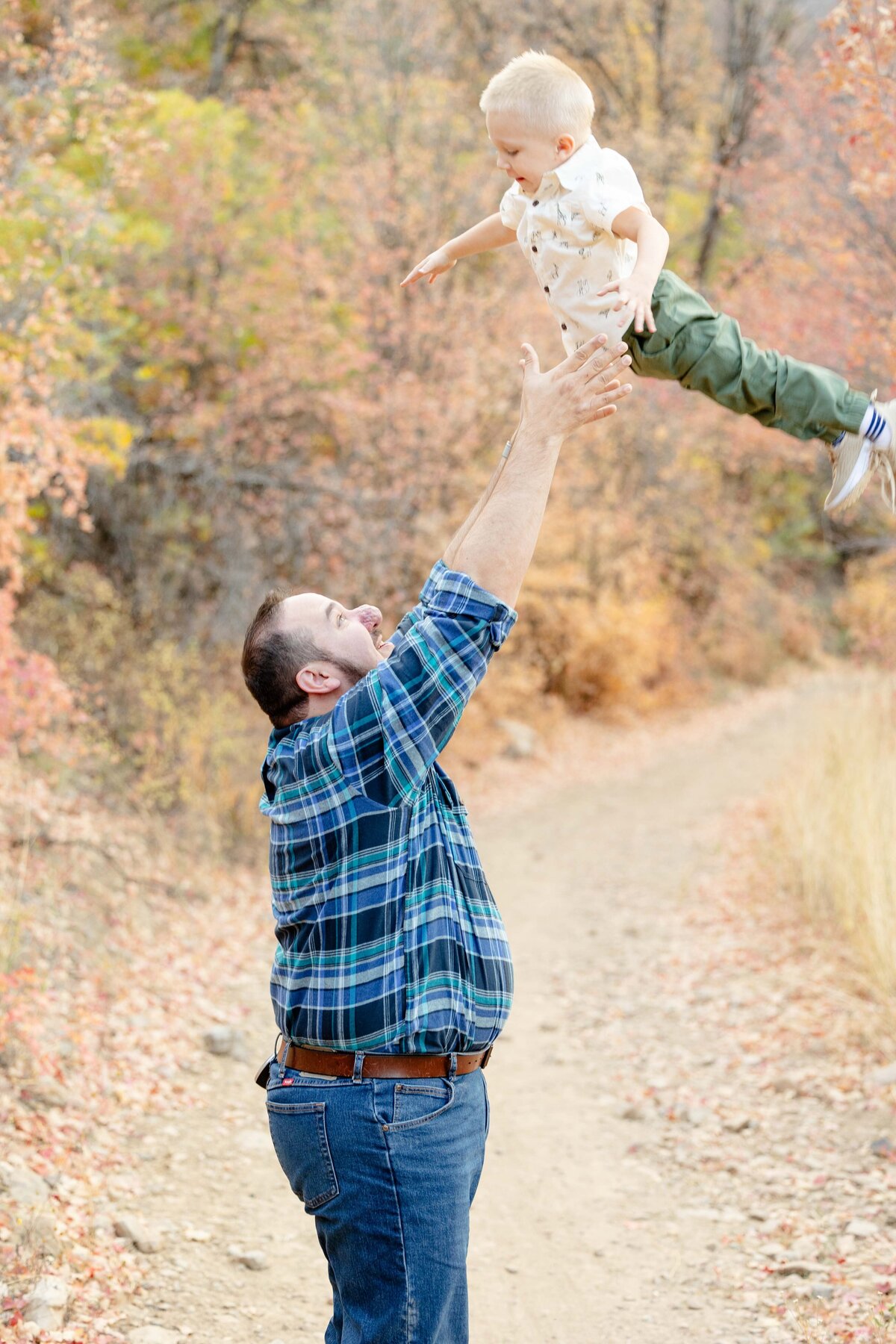 Provo-UT-Family-Session-Provo-Canyon-Big-Springs-Park-Fall-Mini-Session-Magnolia-and-Grace-Photography-Co-EdenJ# (1)-47