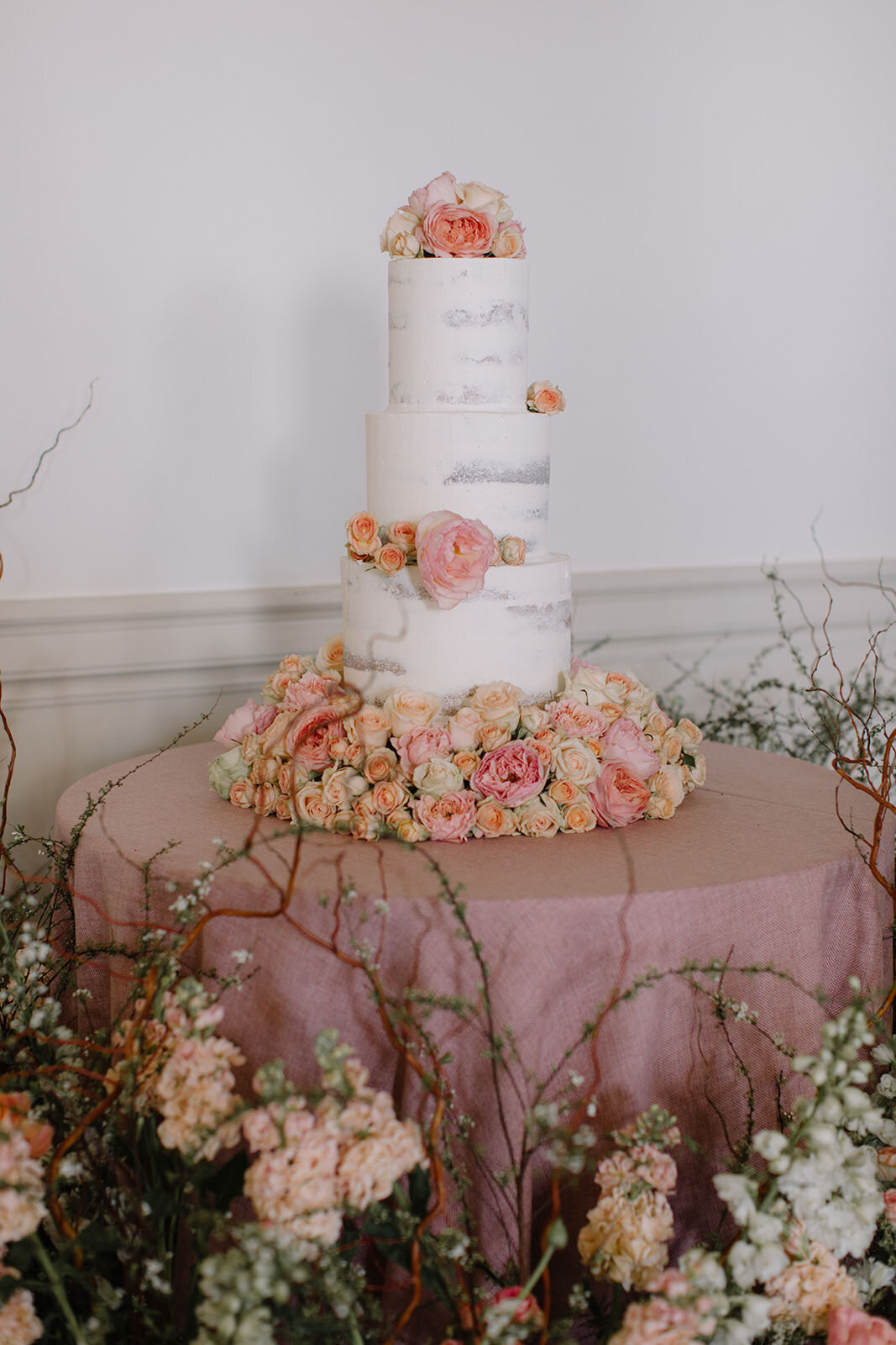 wedding cake flowers