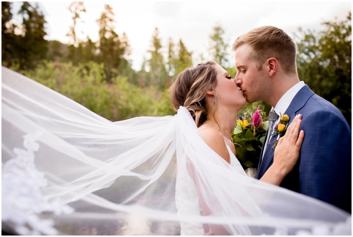 Mountain-View-Ranch-Wedgewood-wedding-photos-Colorado-mountain-photographer_0040