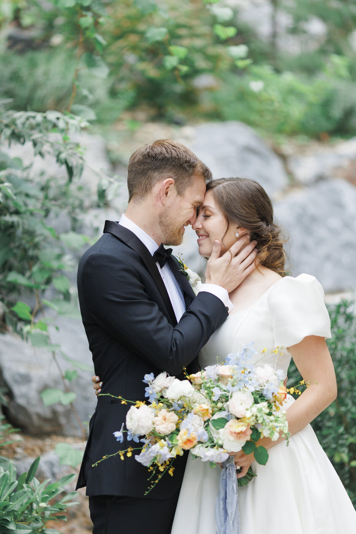 Golden hour bride and groom pictures outside at Twenty and Creek in Sandy, Utah