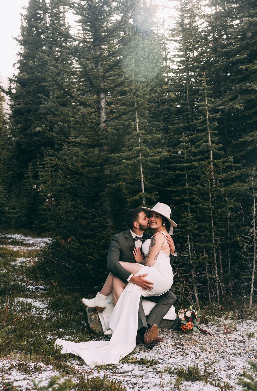 Alberta elopement and micro-wedding galleries by Allie Knulls Photography