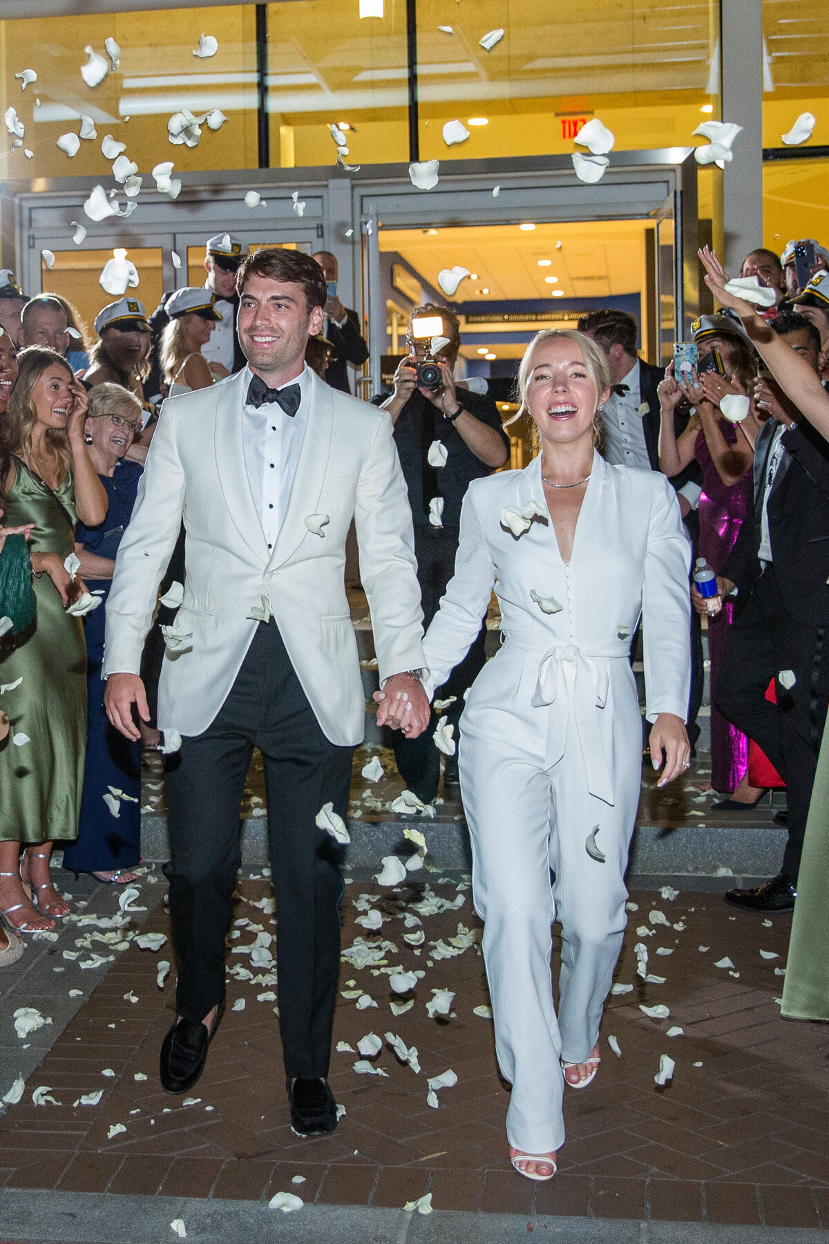 swan-house-wedding-departure118