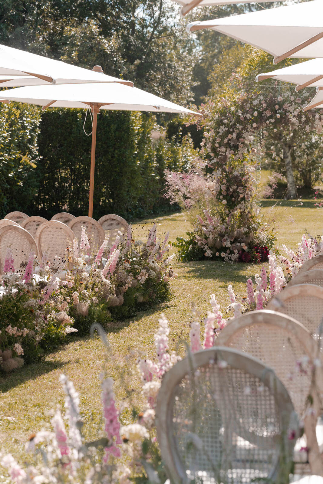 Flora_And_Grace_Provence_Domaine_De_Chalamon_Editorial_Wedding_Film_Photographer-235