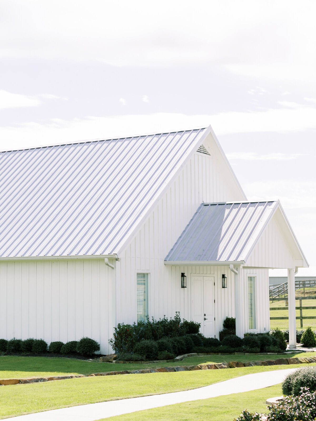 the-farmhouse-wedding-houston-texas-wedding-photographer-mackenzie-reiter-photography-45