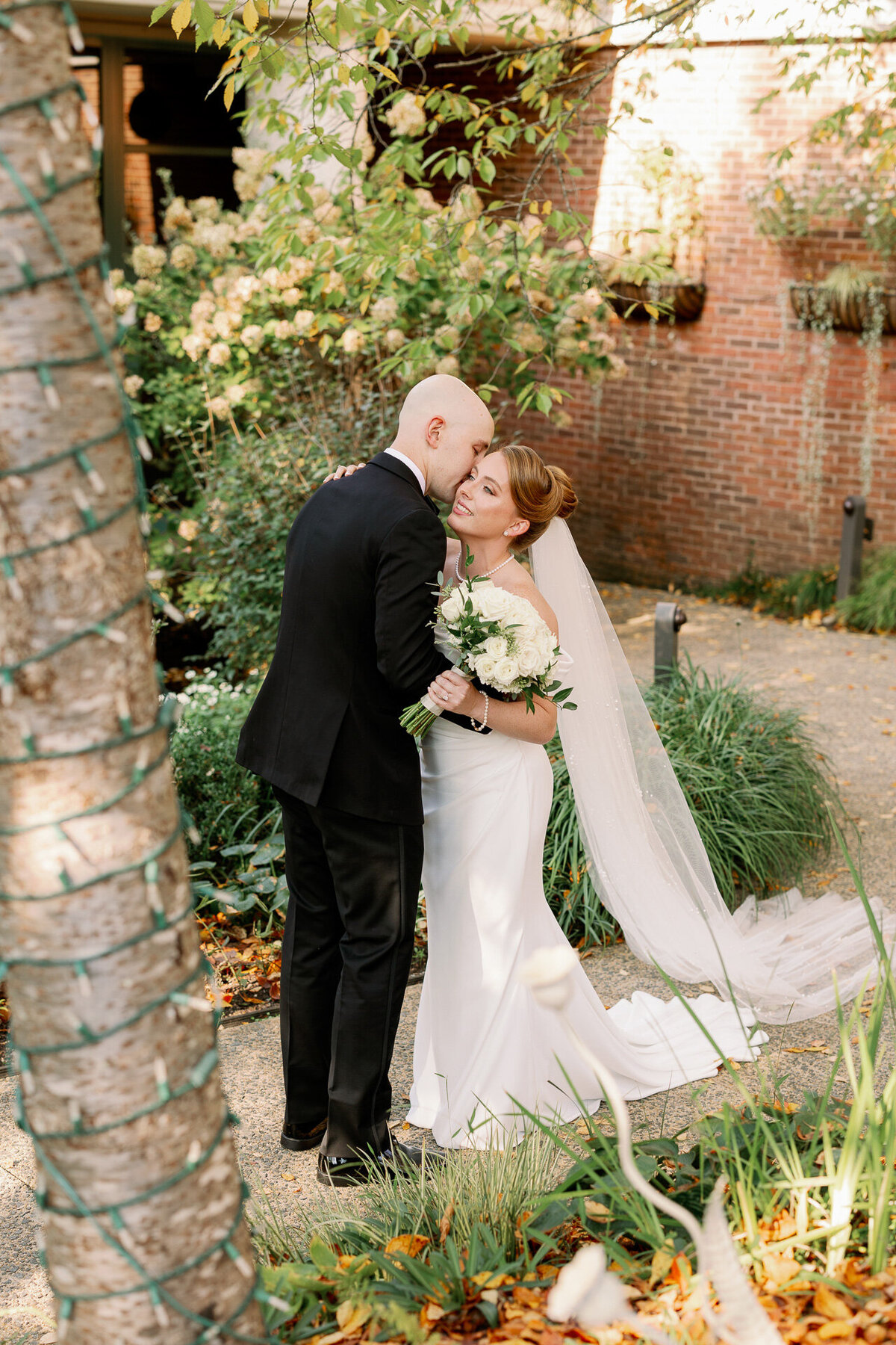 the-atrium-at-meadowlark-botanical-gardens-vienna-virginia-wedding-74