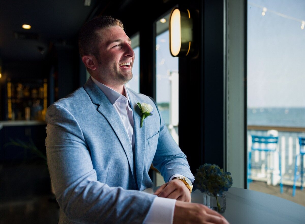 JaclynAustinOceanviewofNahantWeddingNewEnglandBostonWeddingPhotographerTruetoColorEditorial32025 Large