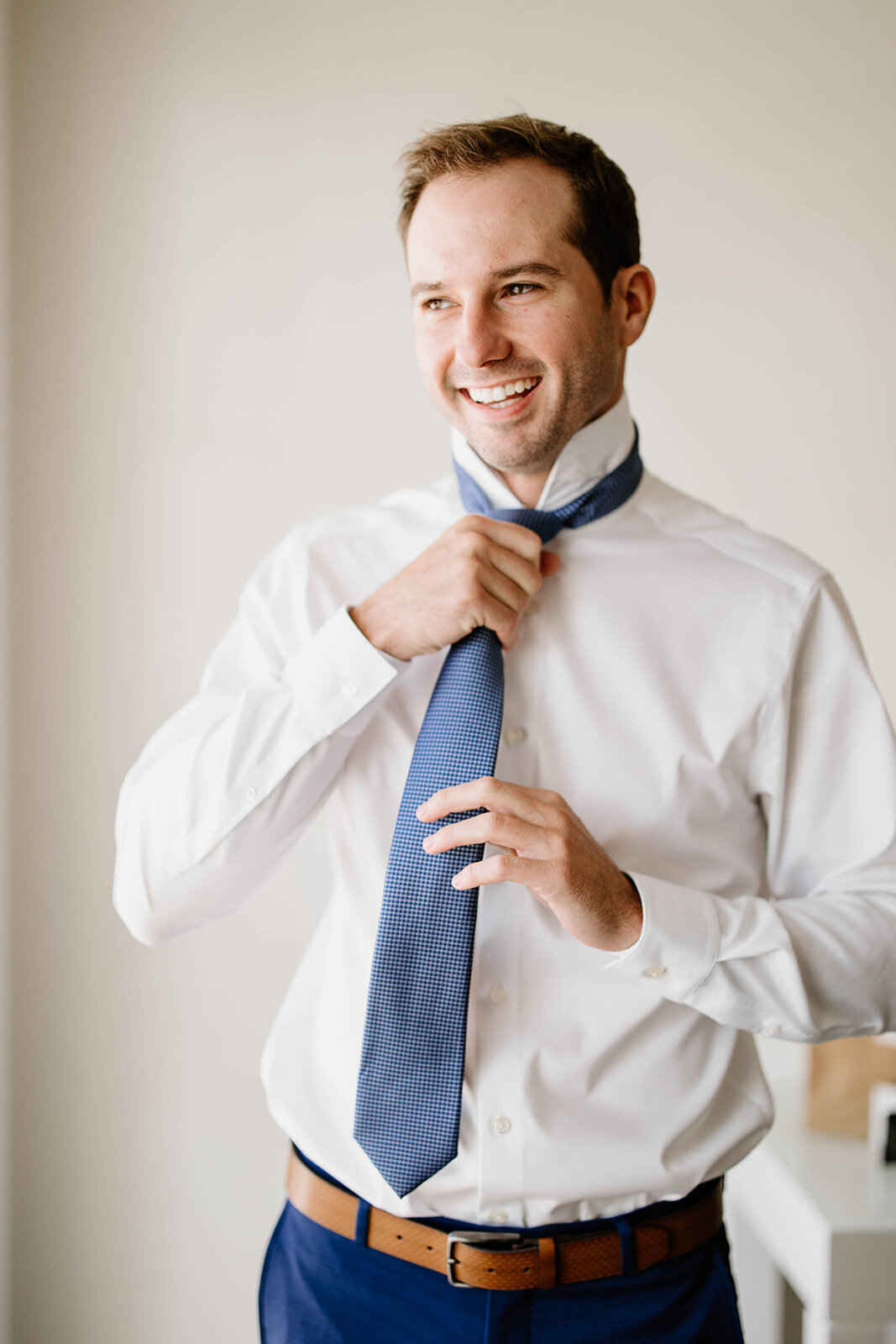 dehnzwedding_gettingready-4371