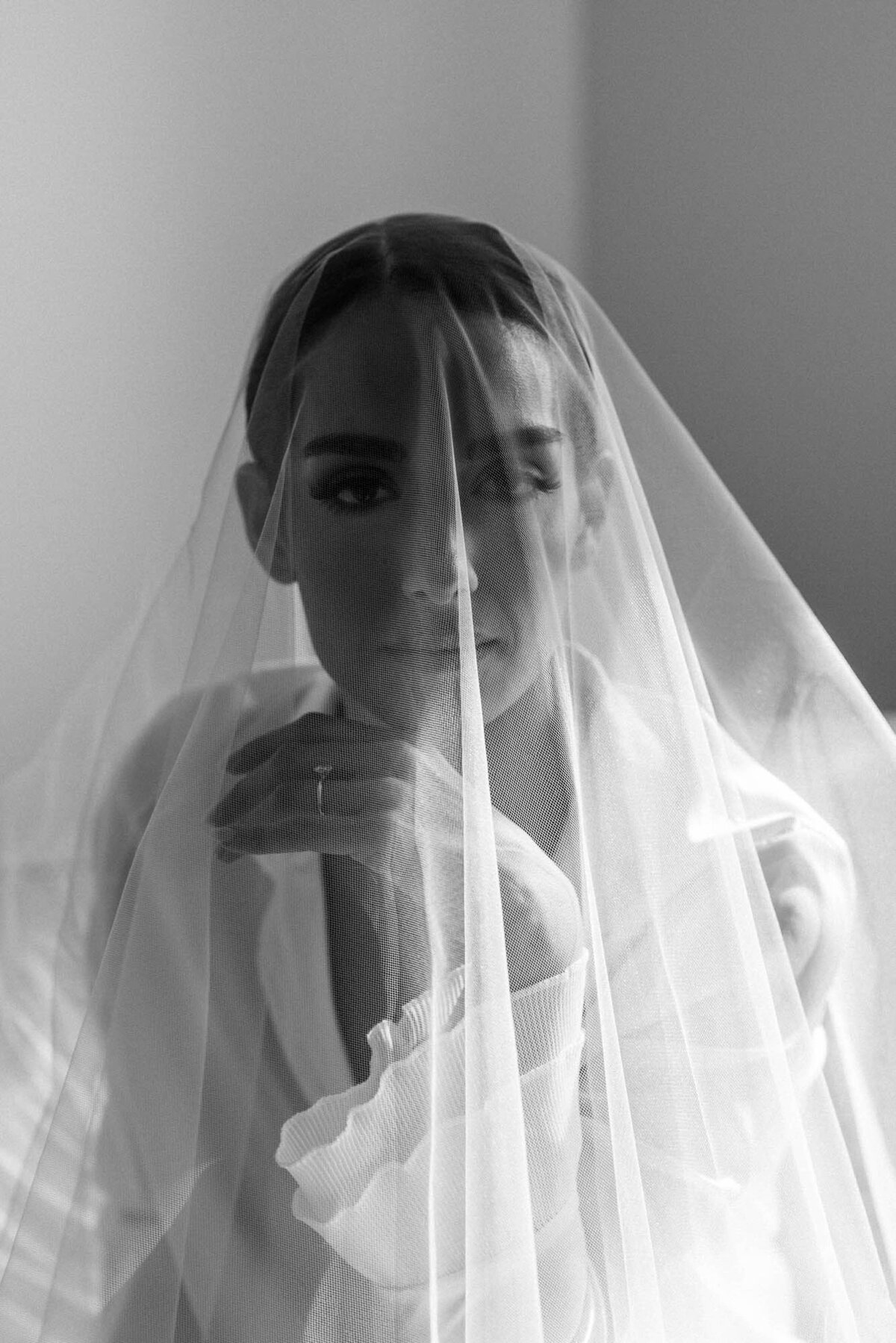 515-Storys-Building-Toronto-Canada-Raquel-Matthew-Wedding-5