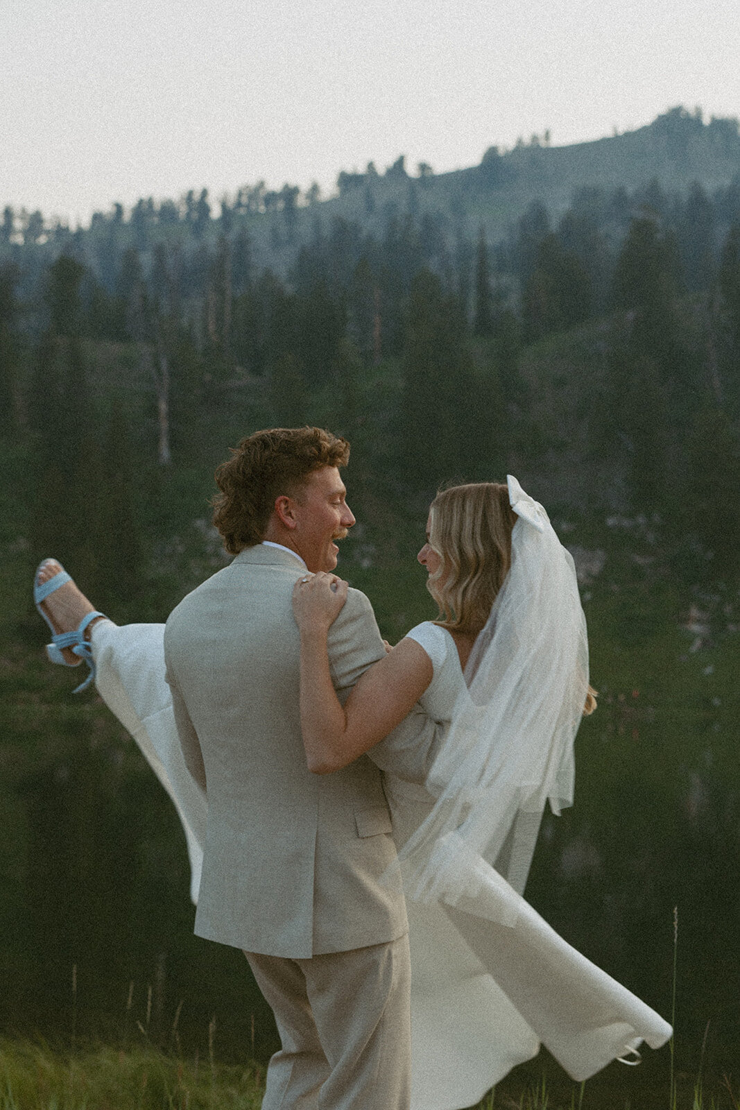 utah-wedding-photographer-tony-grove-elopement-documentary-photography-tanya-davids-photo-110