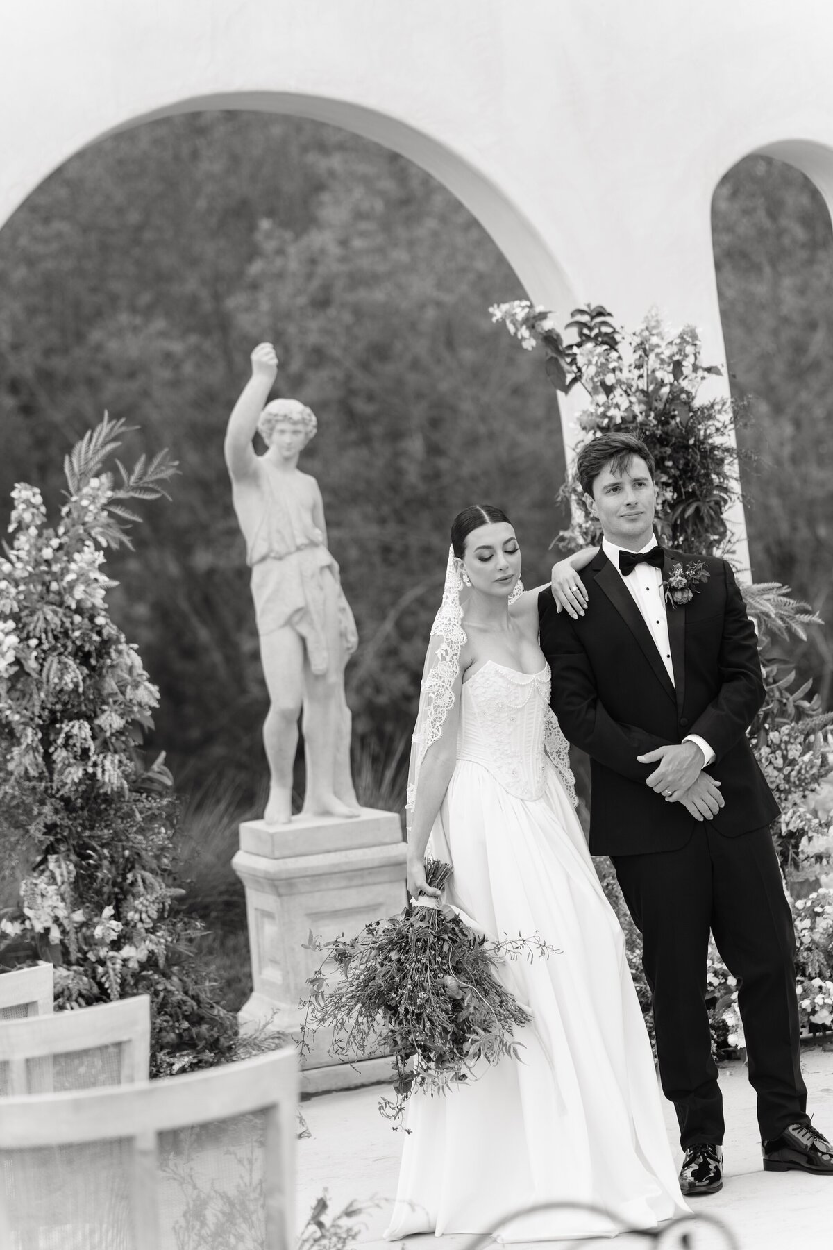 Jeune-Perche-Faye-Fern-Creative-MVFPortraits-Ceremony-48