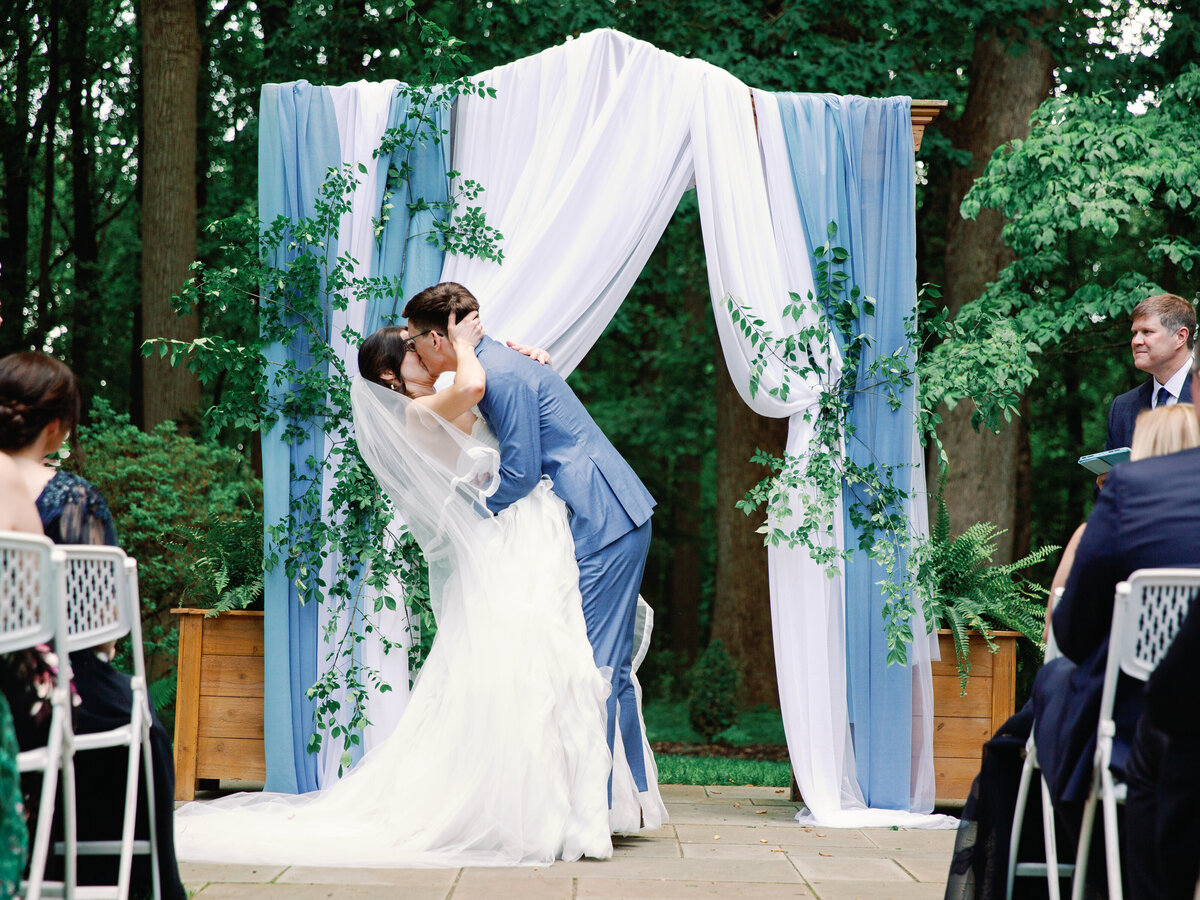 J+R_Liriodendron Mansion_Luxury_Wedding_Photo_Skyler Jordan Photography-91
