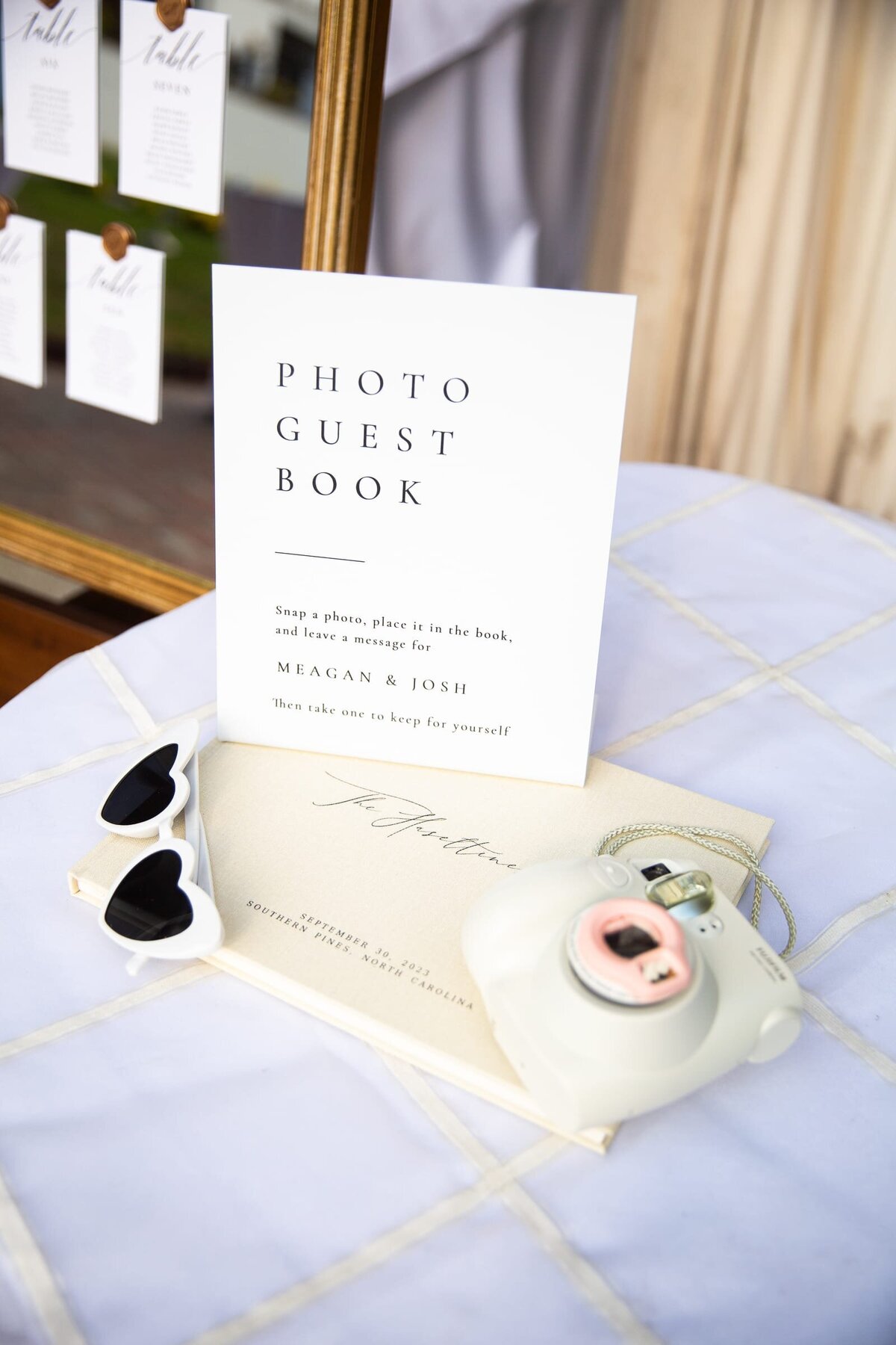 polaroid-photo-guestbook-ideas