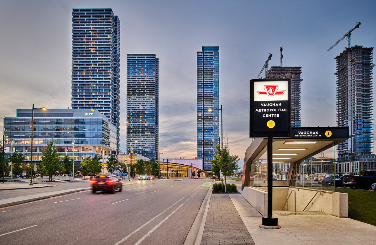 2022-07-12-Diamond-Schmitt-Architects-Brandon-Marsh-Photography-WEB-0015