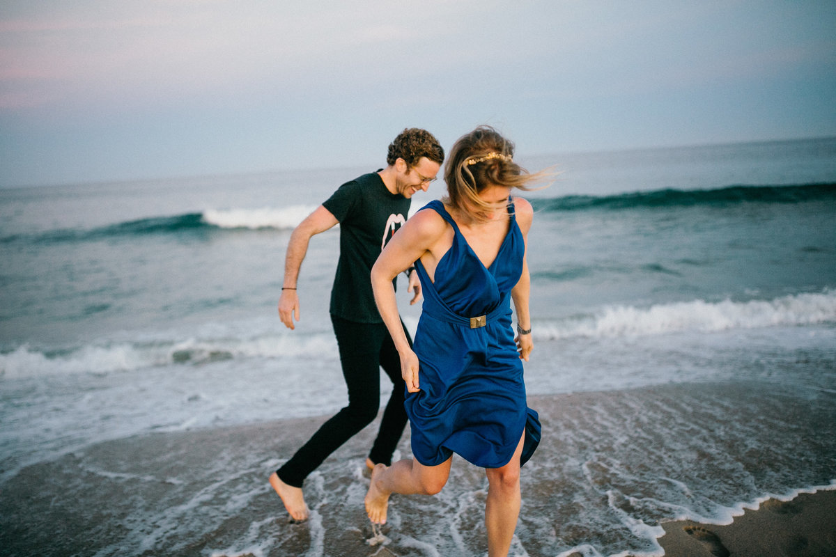 Long Island Beach engagement session, photography by Sweetwater.