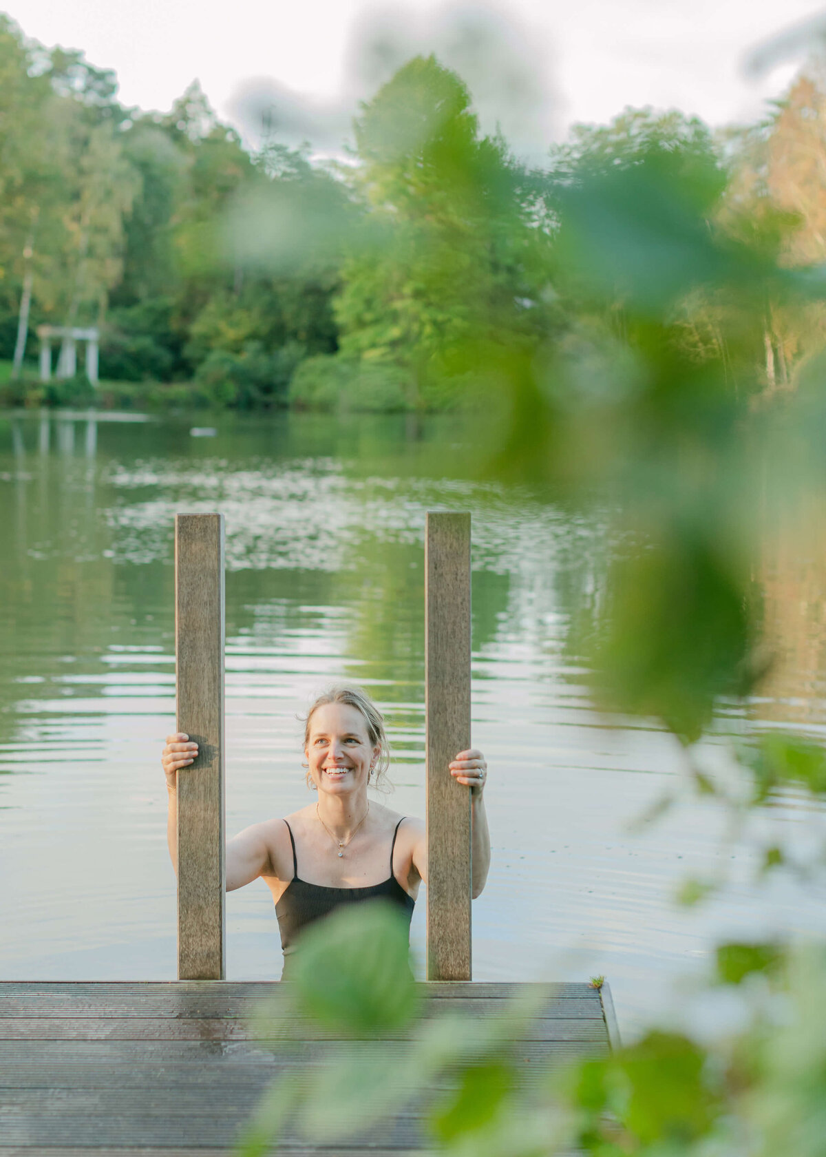 chloe-winstanley-events-heckfield-place-wild-swimming