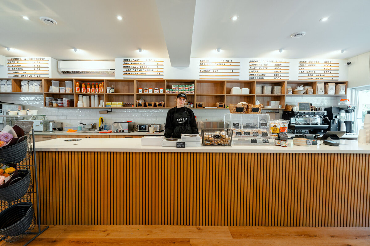 LabourStore83