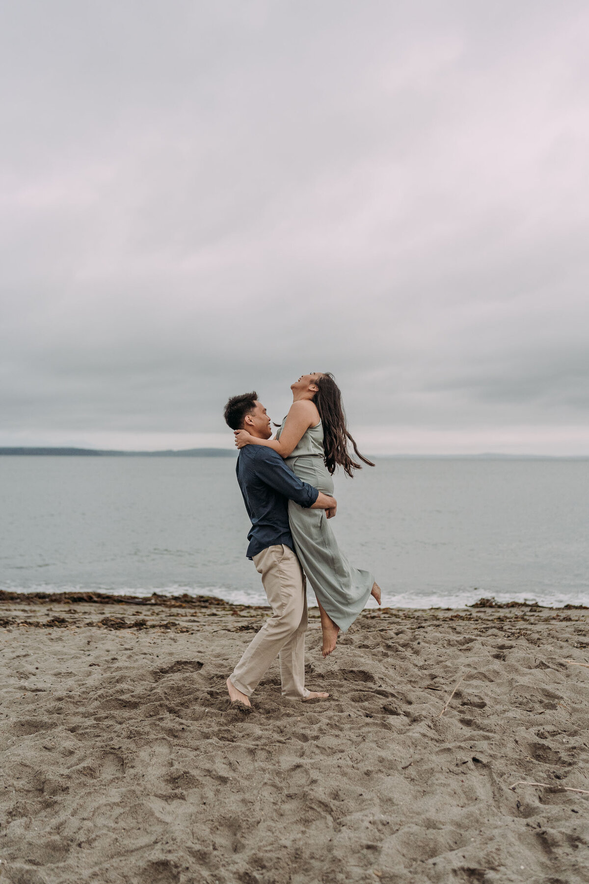 Joyce Li Photography Destination Wedding Elopement Engagement Lifestyle Portrait Photographer West Coast Seattle Washington California alkibeachengagement-7