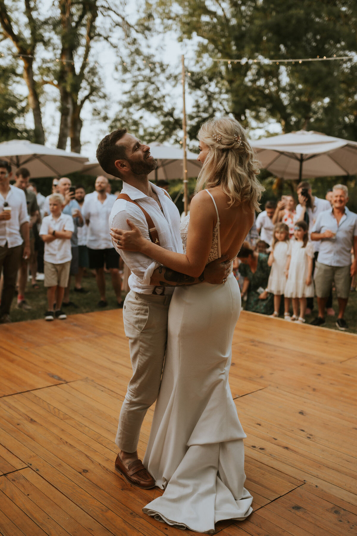 Kirstyandjames_chateaudecas_lauradeanphotography_dorsetweddingphotographer-1088-1