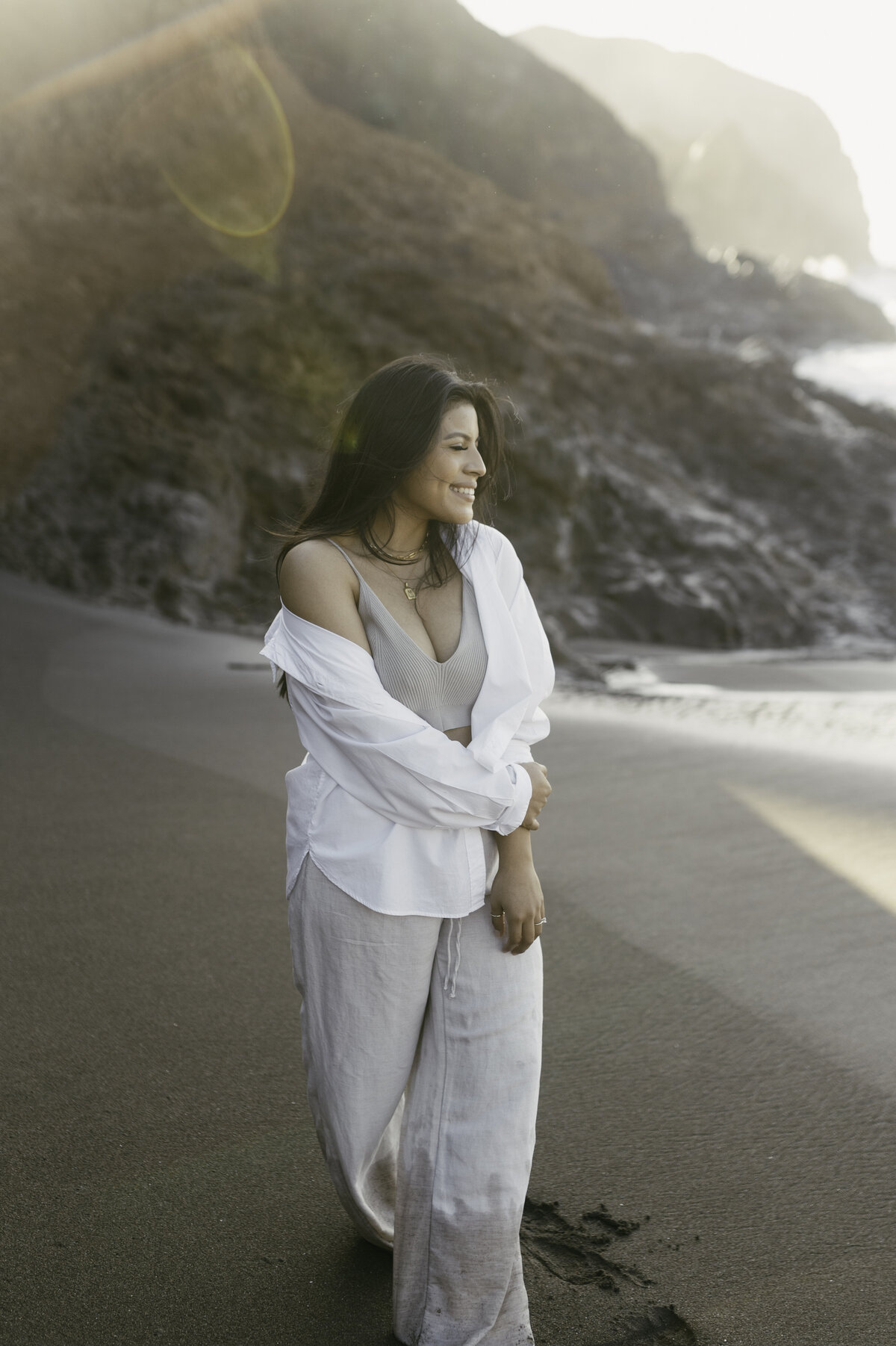 SydneeMariePhotography--SanFranciscoBeachPortraits--MaraHeadshots-46
