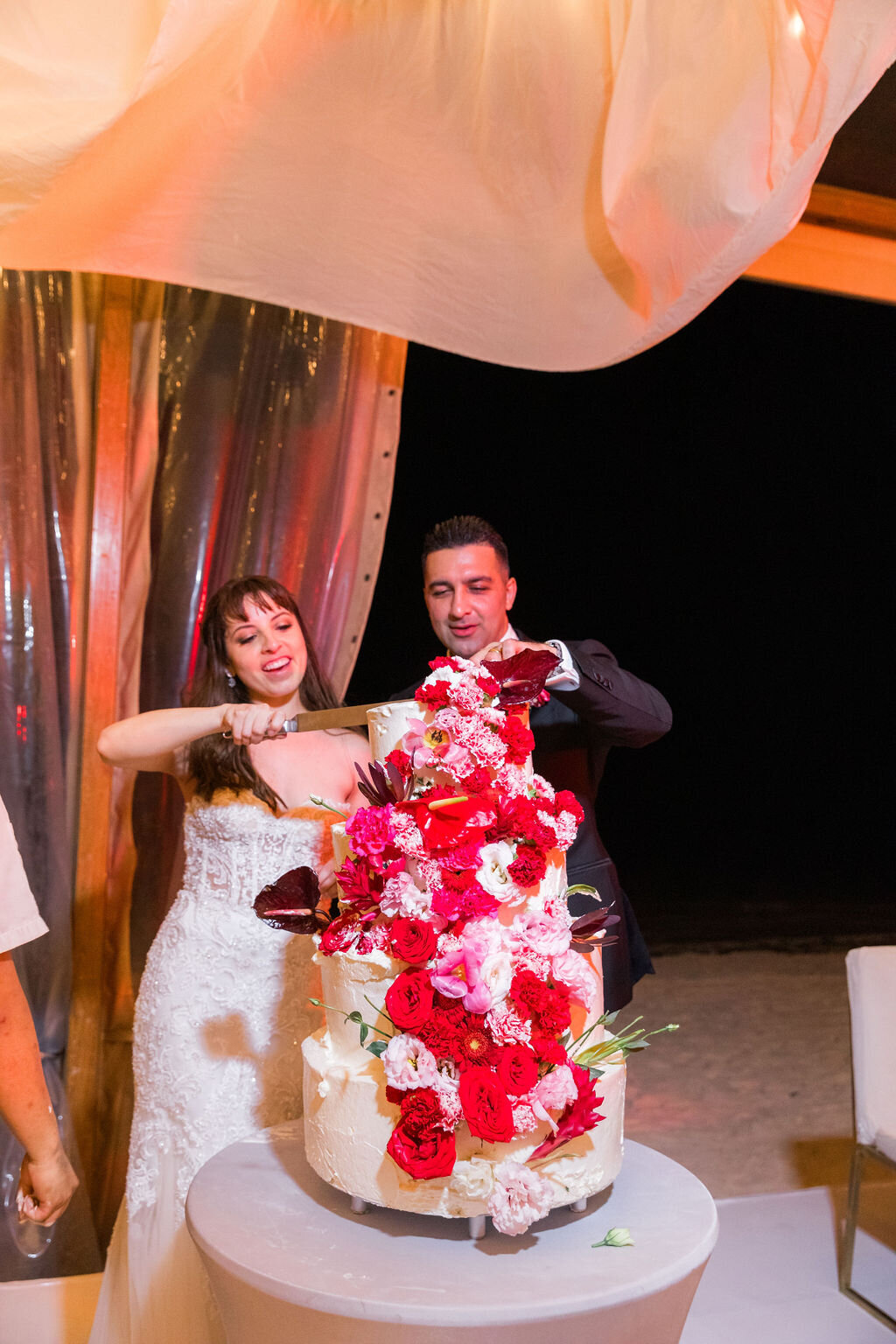 fairmont-mayakoba-cake-cutting-3