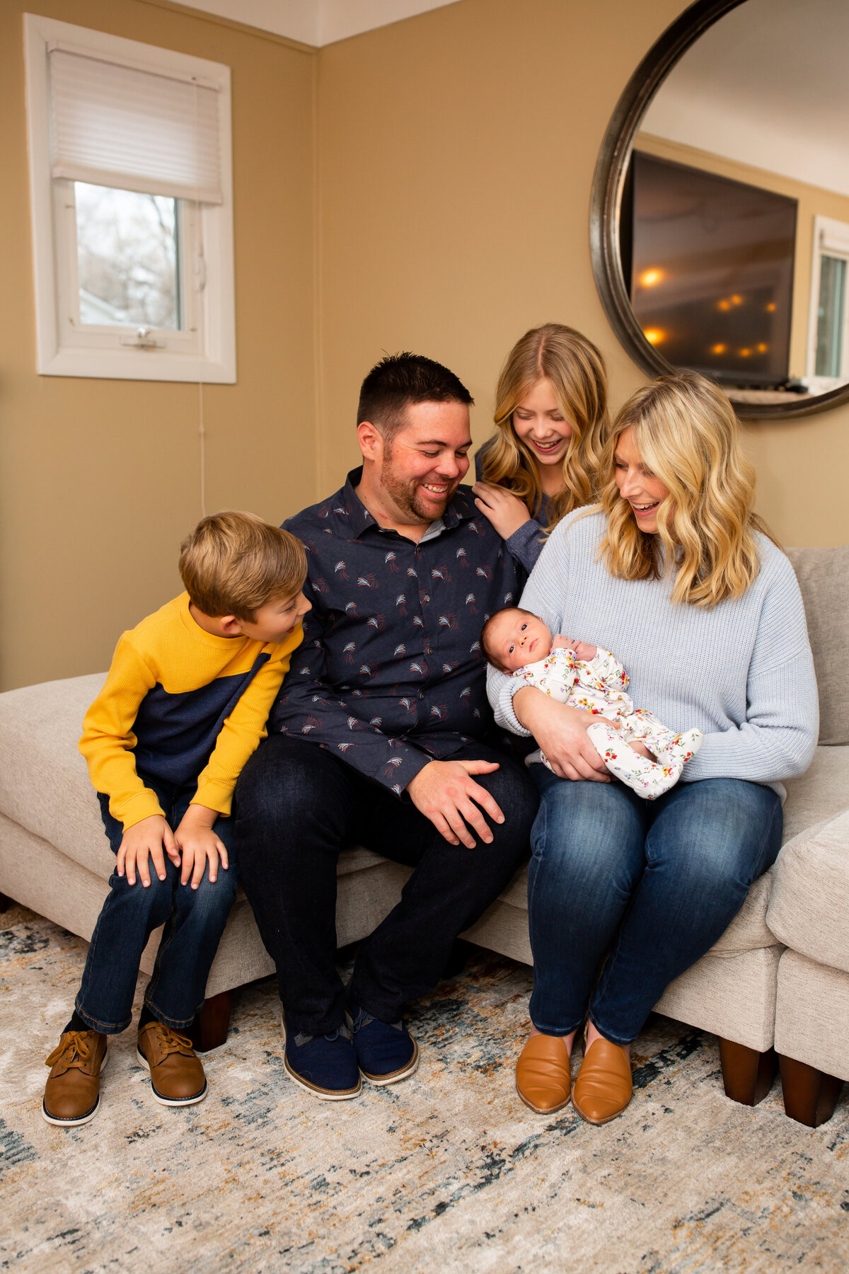 Swenson Family & Newborn Nov 2022-38