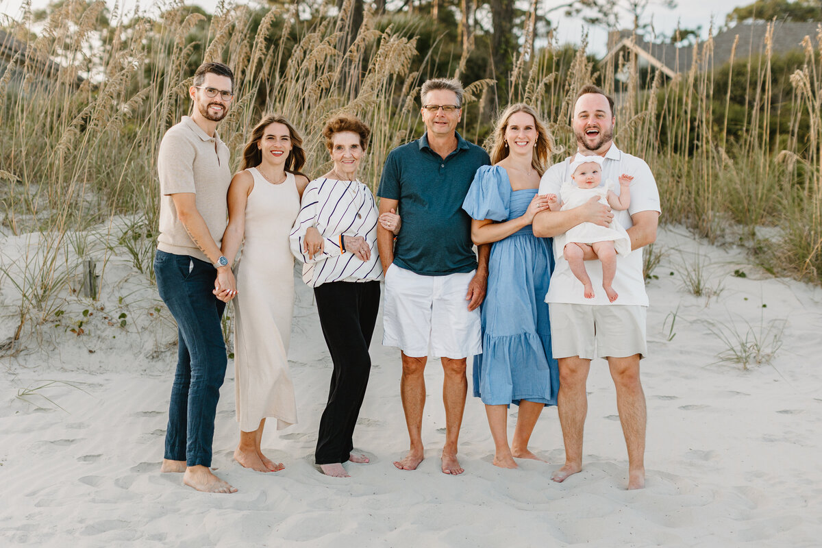 Charley Mae Photography excels in family photography on Hilton Head Island. Create lasting memories with professional, personalized family photo sessions.