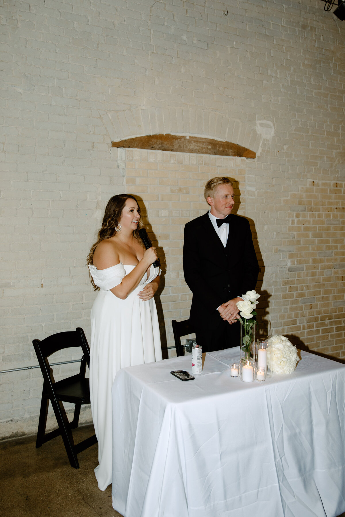560-boise-wedding-photographer-idaho-linen-building