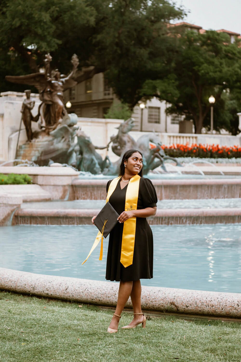 UTaustinseniorphotographer.katharris-port-59