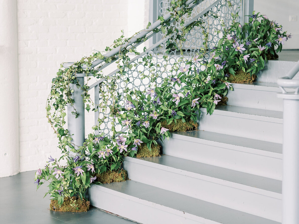 Lindsey Taylor Photography Elizabeth Meador Flowers Room 1520-132