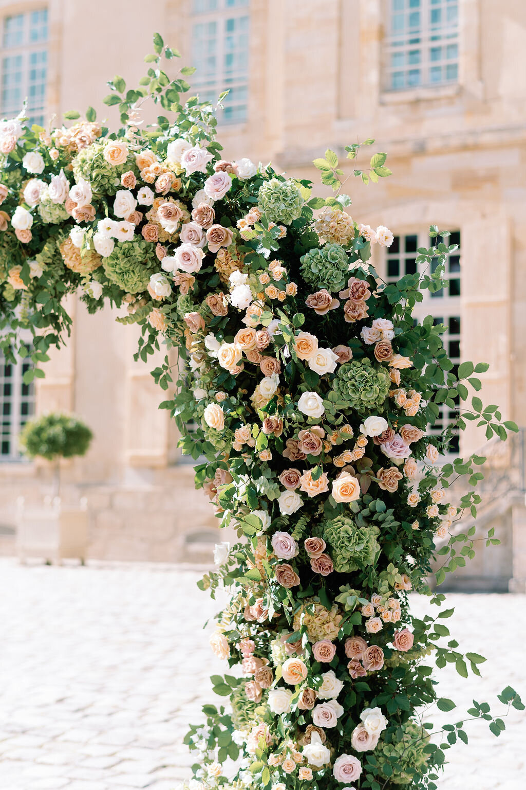 Chateau_de _Villette_paris_wedding_florist_capucineatelierfloral-2