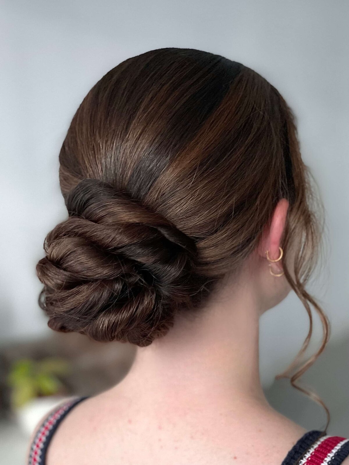 brunette-low-twisted-bun-min