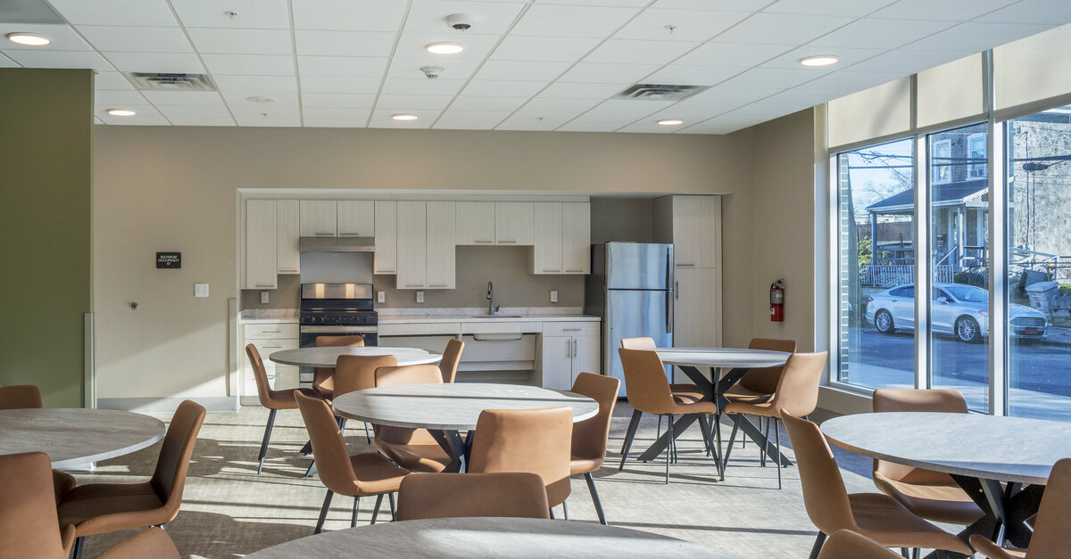 Allegheny West Plaza Interior 018